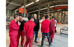 欢乐师作，击掌互动